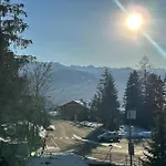 Apartment De Charme En Attique Dans Un Petit *