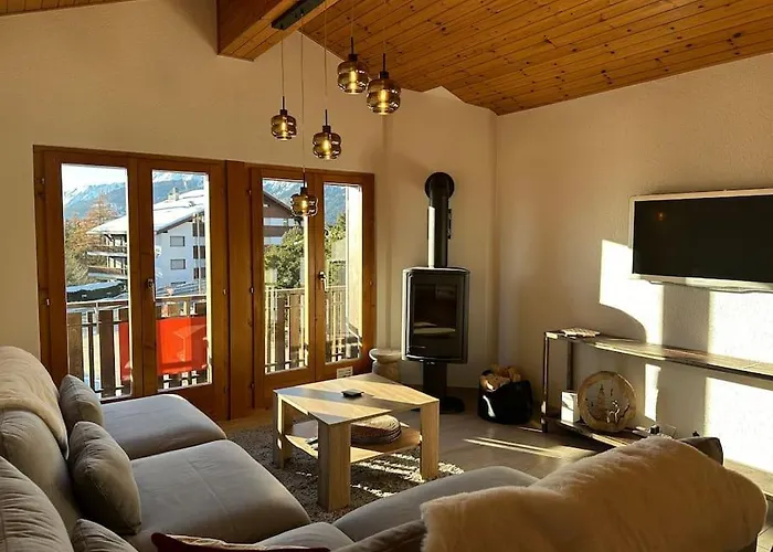 De Charme En Attique Dans Un Petit Daire